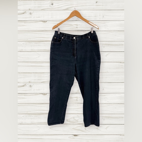 Denim Mom Jeans with comfort waistband - straight leg high waisted - Picture 2 of 3